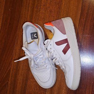 Veja Sneakers